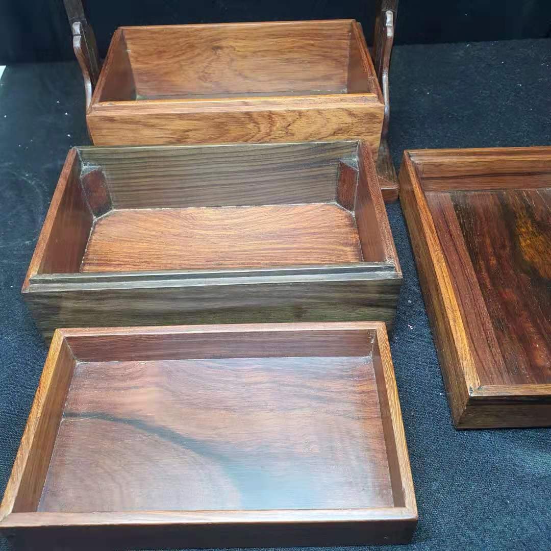 Wood dressing table - 9