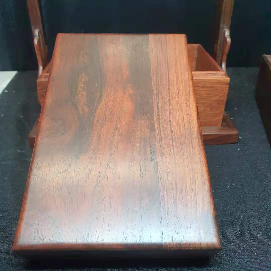 Wood dressing table (1 of 10)