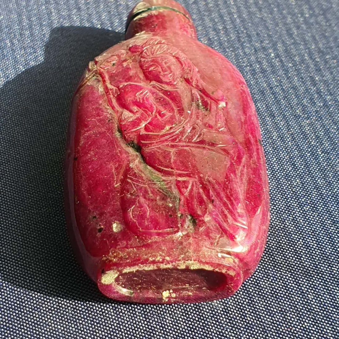 A ruby snuff bottle 红宝石鼻烟壶 - 2