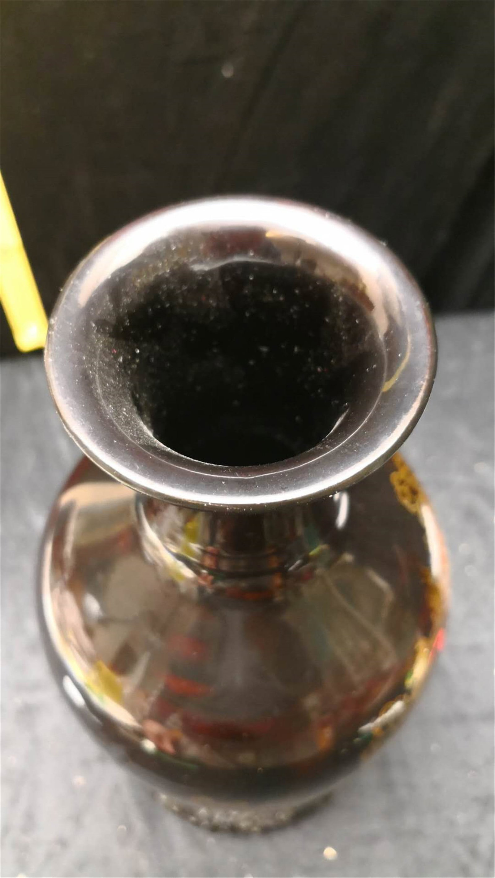Bodiless lacquer vase - 6