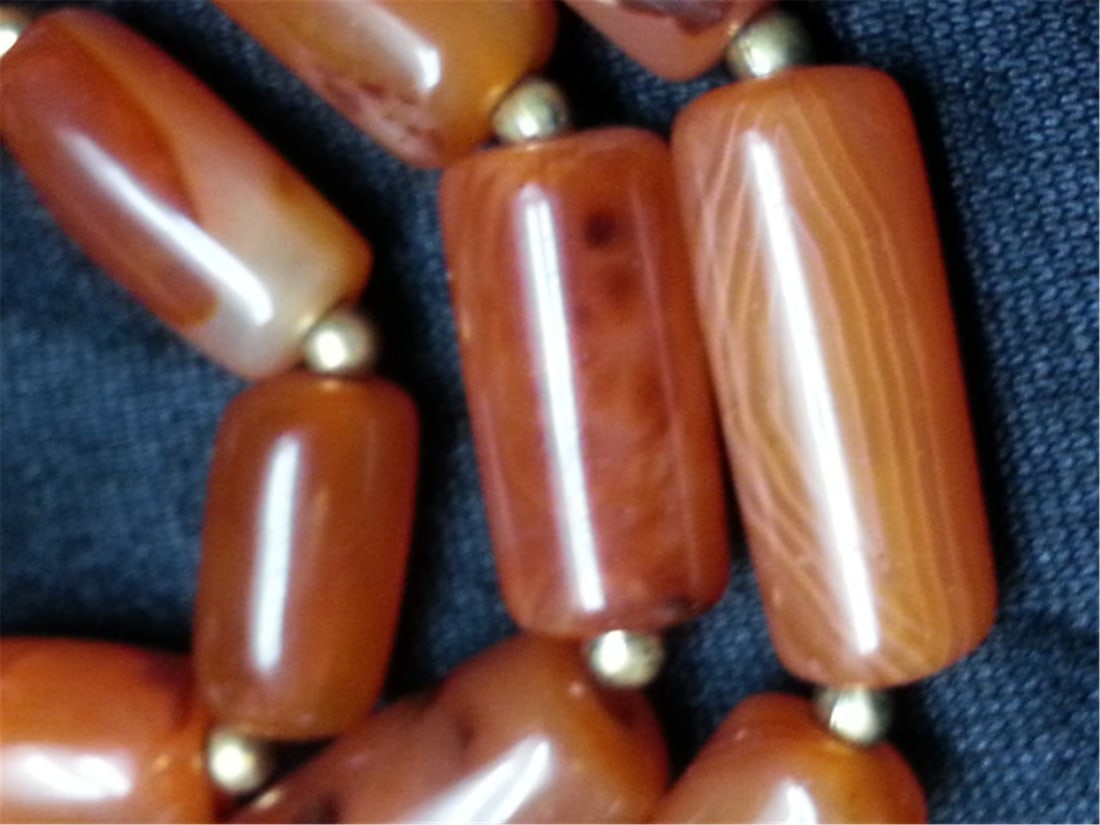 Old agate necklace - 2