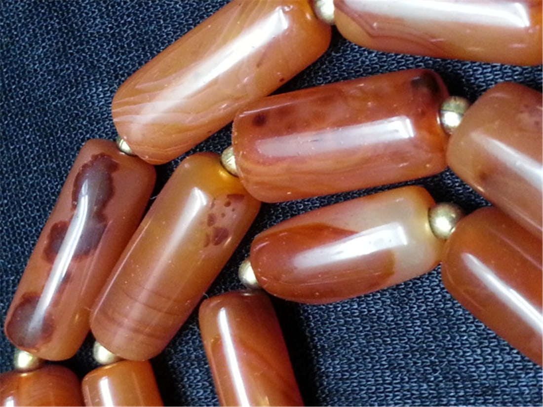 Old agate necklace - 9