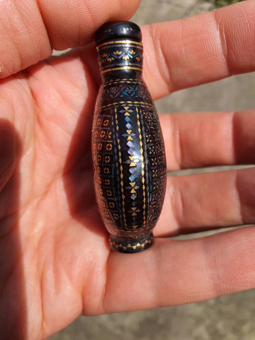 SNUFF BOTTLE黑漆螺钿鼻烟壶 - 5