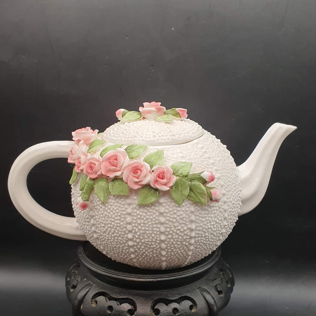 teapot.: teapot.Wooden pallets not included