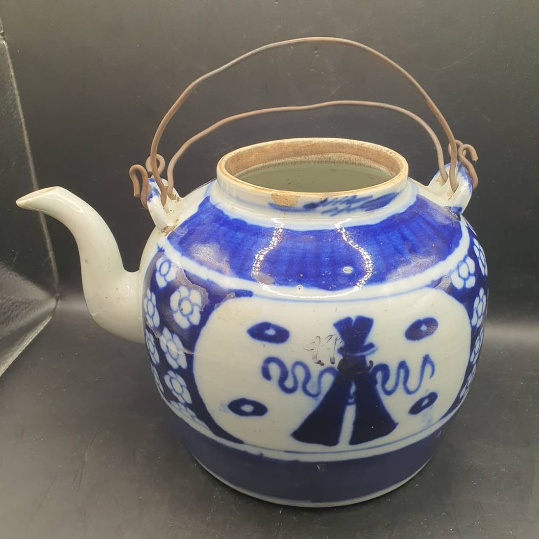 BIG Porcelain TEAPOT (1 of 5)