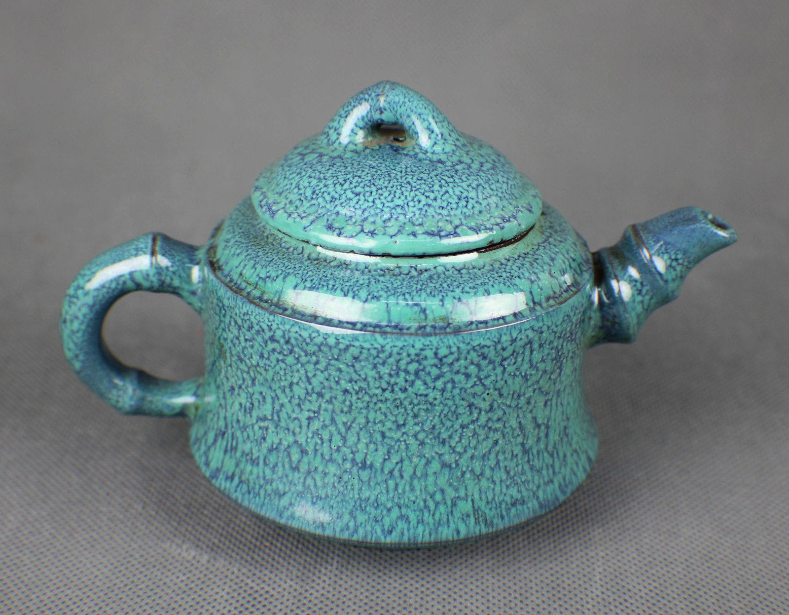 A Robinson Glazed Yi Xing Teapot, signed by Wu, Xiao Rong (1 of 4)