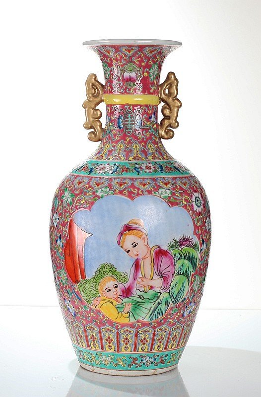 Large Chinese Porcelain Vase (1 of 7)