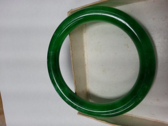 China, Jadeite bangle (1 of 4)