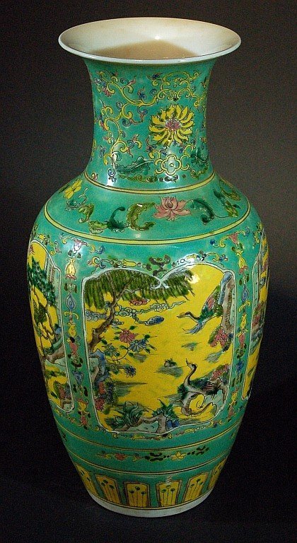 Chinese Famille Verte Vase (1 of 4)