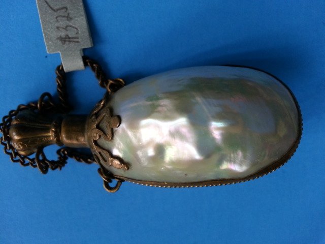 ANTIQUE CHINESE SNUFF BOTTLE (1 of 3)