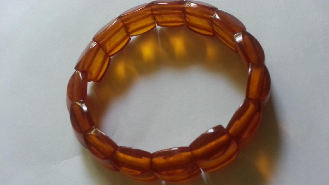 Antique BUTTERSCOTCH AMBER (1 of 3)