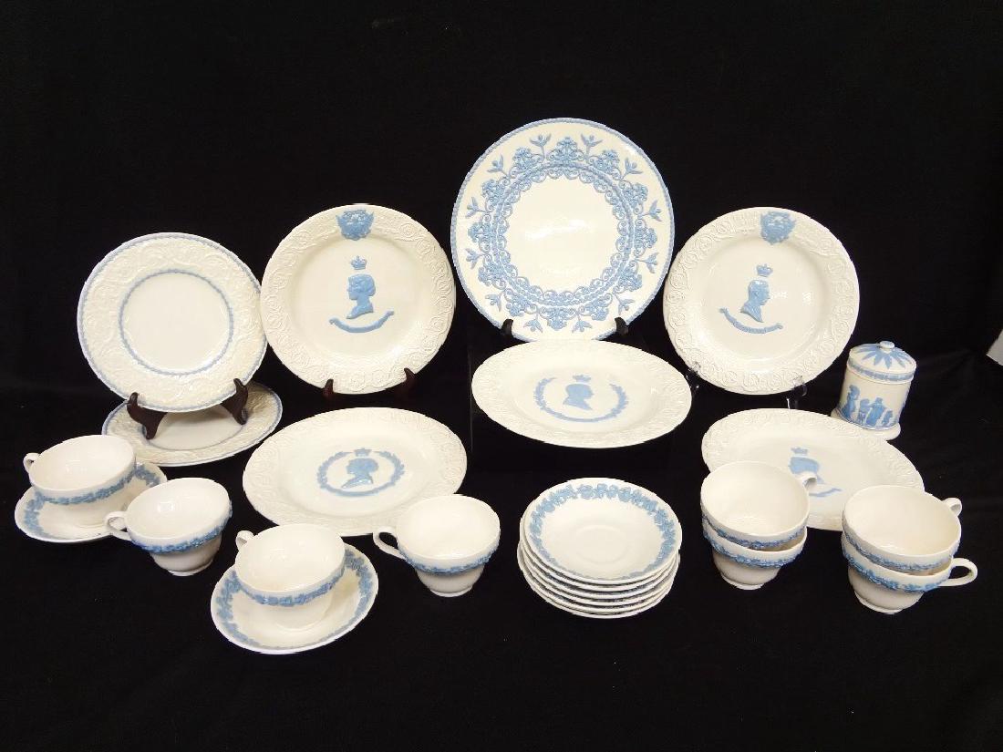 Wedgwood Queensware Etruria and King George VI 1937 (1 of 10)