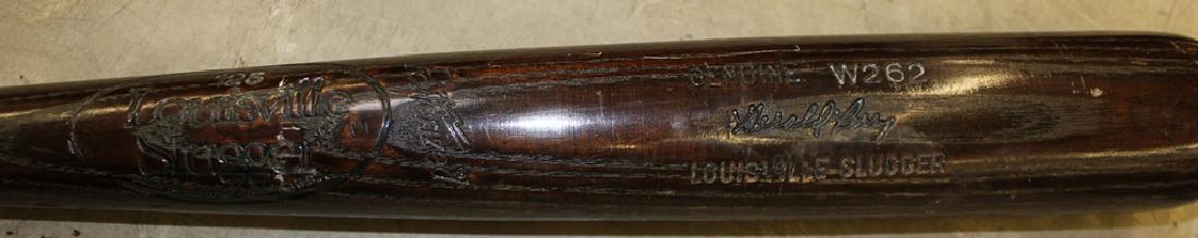 Gerald Perry Game Used Louisville Slugger Bat (1 of 4)