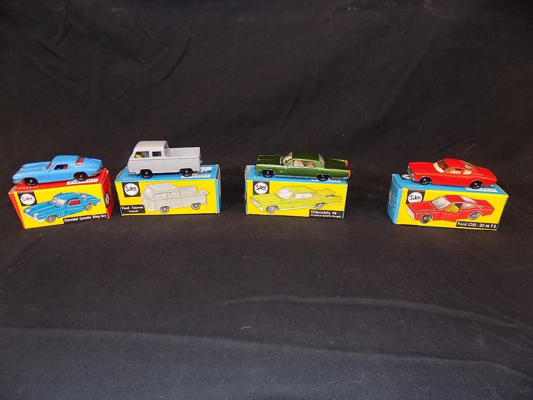 Siku NIB Car Lot (4) v282 Corvette, v251 Ford Taunus, (1 of 4)