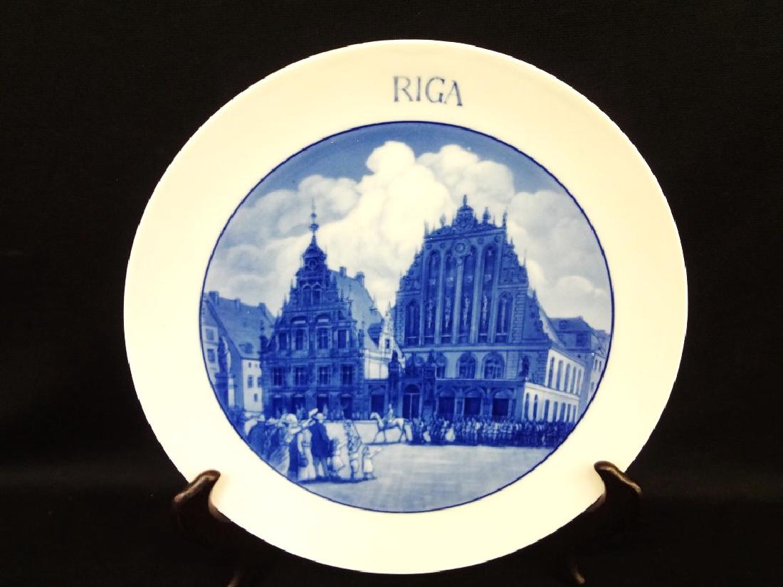 Meissen Charger Plate Hand Painted Blue and White Riga (1 of 4)