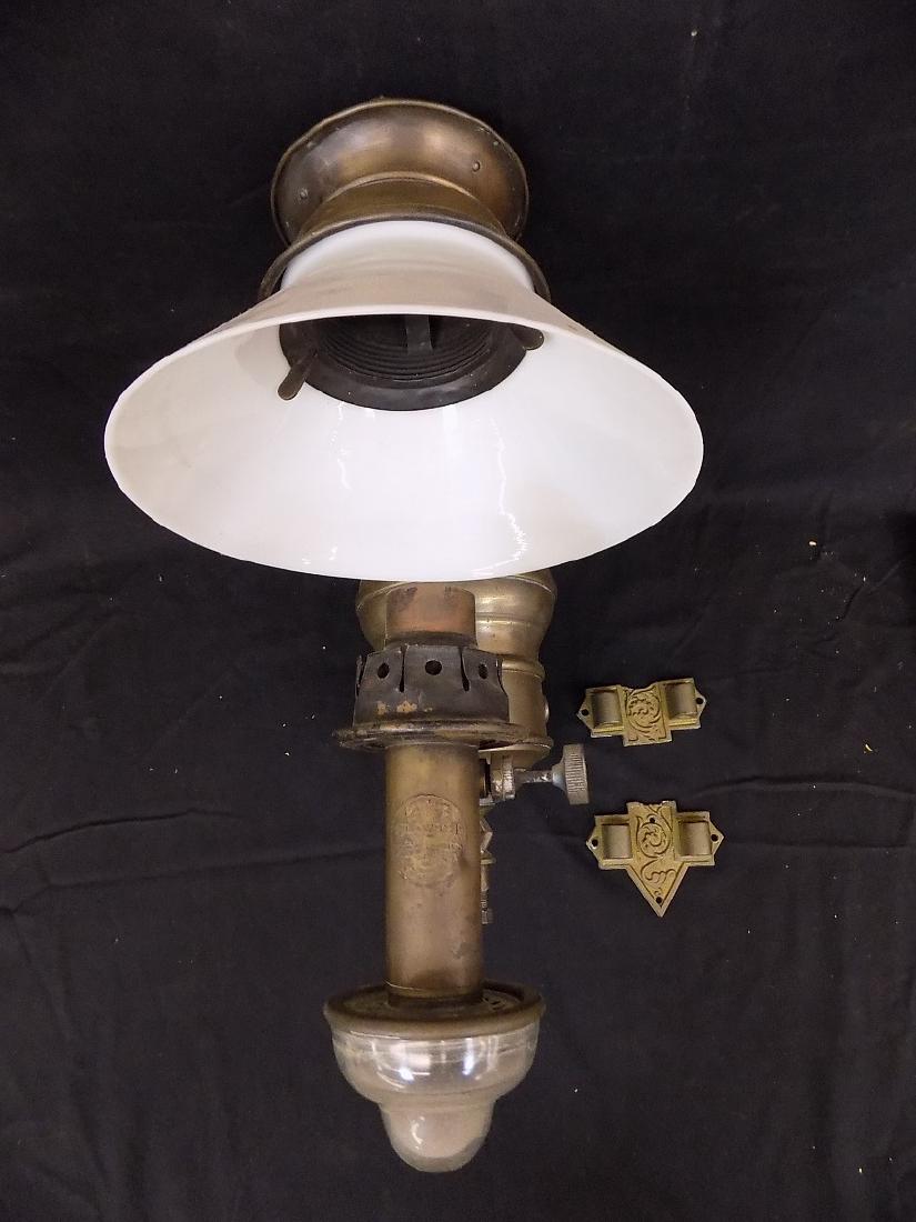 Late 1800's Dayton Manufacturing Railroad Wall Oil Lamp (1 of 8)