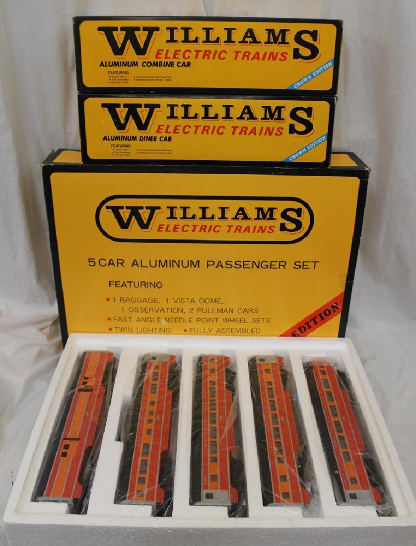 (5)Pc. Williams Southern Pacific Daylight Train Car Set: Pre-owned Southern Pacific Daylight Williams (5)pc. train set in the original box along with single cars of the Diner and the Combine in the original boxes. Like new. Suggested bid $150