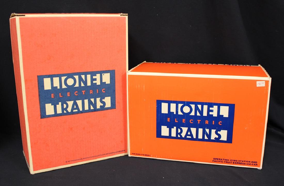 Lionel 6-2305 Oil Derrick 6-2306 Icing Station: Two great Lionel items, both like new, probably are. Includes 6-2305 Oil Derrick and Pump 6-2306 Icing Station and Pacific Fruit Express Car. Suggested bid $75