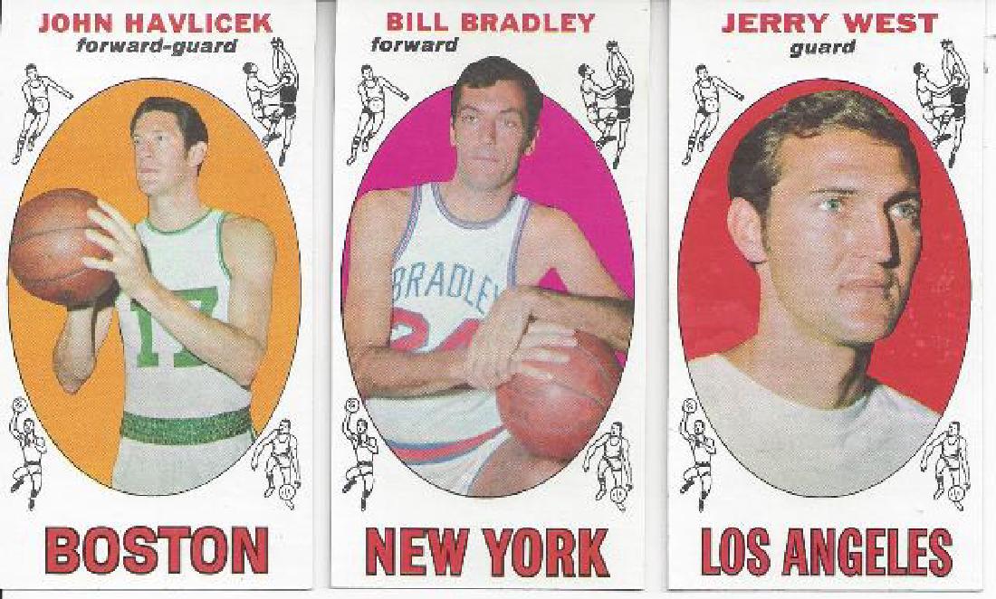 1969-70 Topps Basketball Card Lot, 87 Cards w Havlicek: 1969-70 Topps Basketball Card Lot, 87 Cards w Havlicek RC; absolutely outstanding group of early Topps basketball cards; overall condition on majority is EX to NM; keys include #20 John Havlicek RC, #