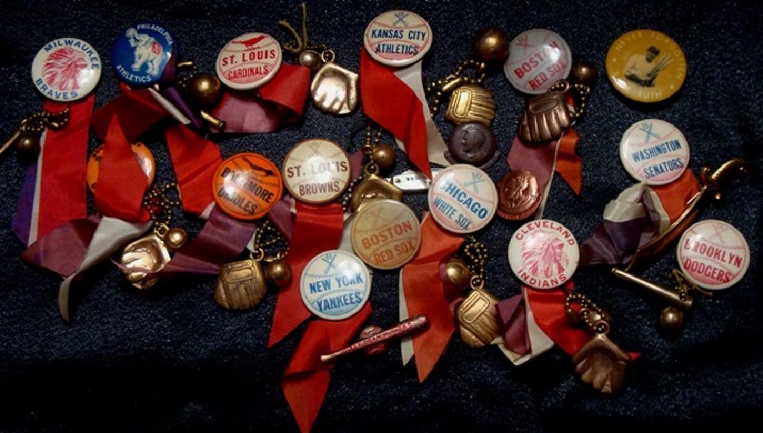 Lot of (15+) Vintage Baseball Pins and Pinbacks (1 of 4)