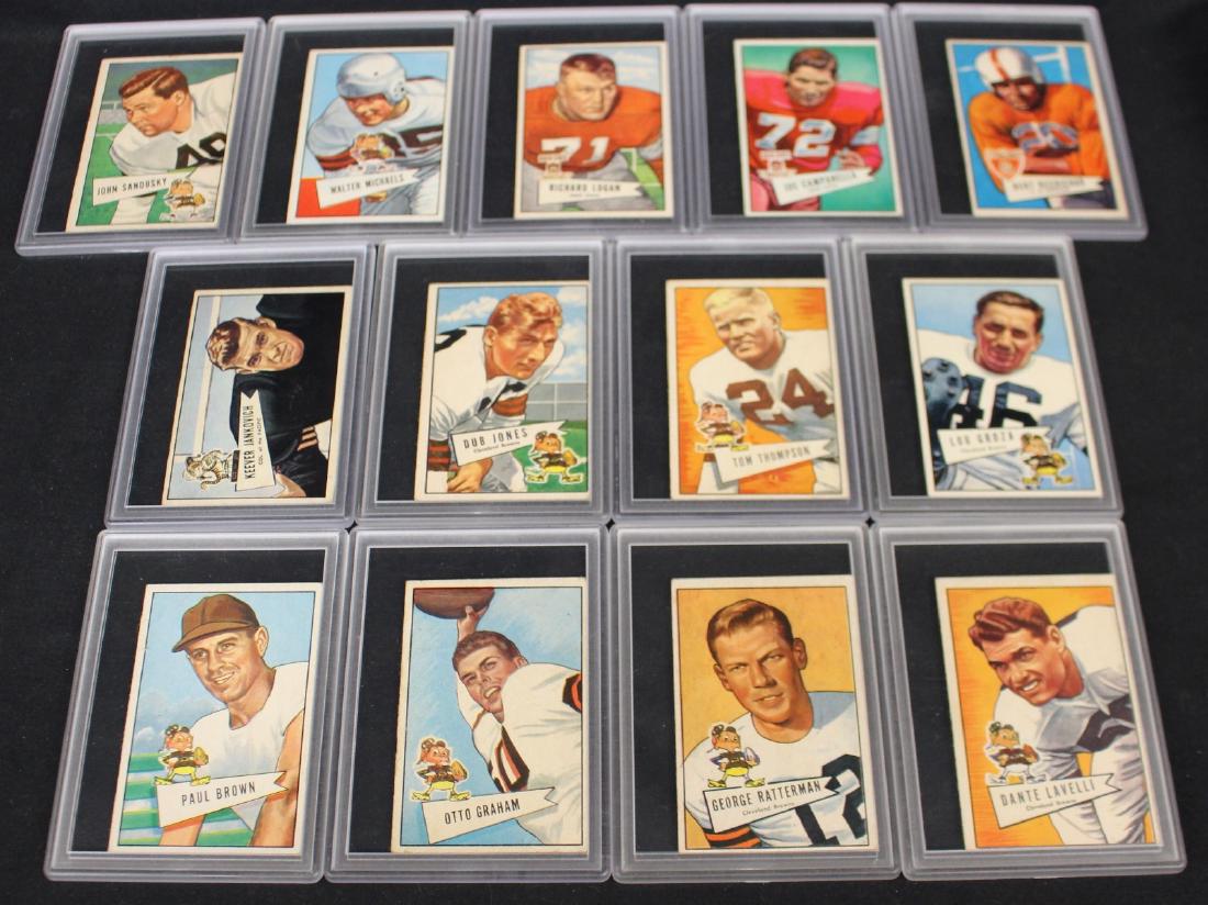 (13)1952 Bowman Small Football Cleveland Browns cards: Very useful group of (13)different 1952 Bowman Small Football Cleveland Browns cards incl. stars Groza, Lavelli and Graham. Paul Brown rookie. Then Dub Jones, Thompson, Rechichar, Campanella, Logan, J
