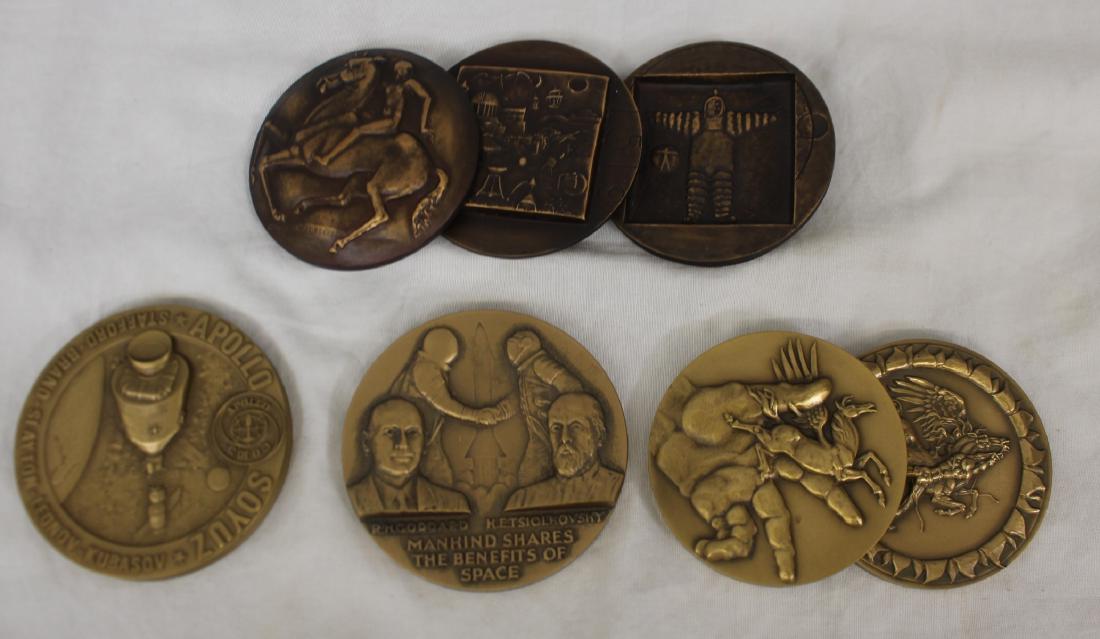 (4) Bronze Medal Commemoratives: 1974 Inspiration Pegasus Two Part Medal Medallic Art Company Bronze Frank Eliscu, set 222/2500, Medallic Art Co Apollo-Soyuz Test Program Bronze Medal English/Russian 2.5" ASTP, Medallic Art Leonardo