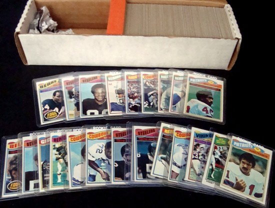 1977 Topps Football Partial Set w/ Key Cards: 1977 Topps Football Partial Set with all Key Cards; includes roughly (420+) cards out of the (528) that make the set; includes Leroy Selmon #29, Roger Staubach #45, Ken Stabler #110, Steve Largent #17