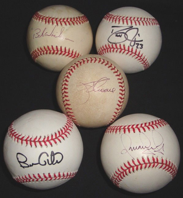 Lot of (5) Indians Signed Balls, Justice, Vizquel: Lot of (5) Autographed Single-Signed Cleveland Indians Baseballs; includes Official MLB Bud Selig ball signed by Jim Thome on the heel in black pen; Rawlings Official League Baseball signed by Omar Vi