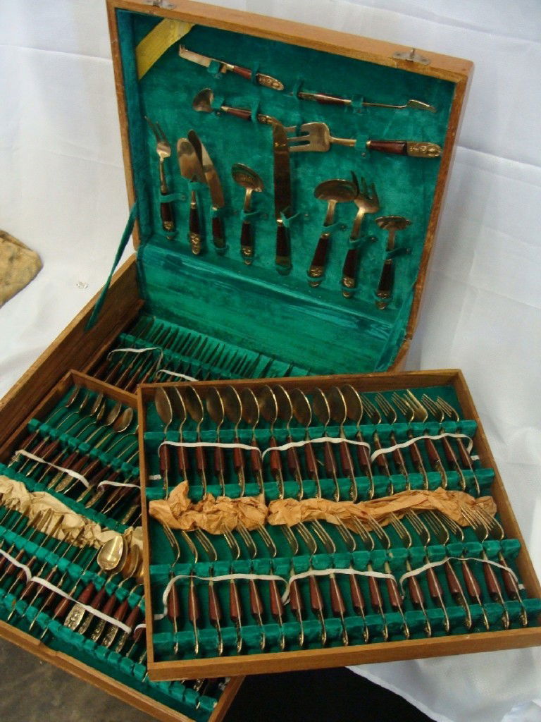 258 144 Piece Siam Flatware Set Grand Jewelry Thailand