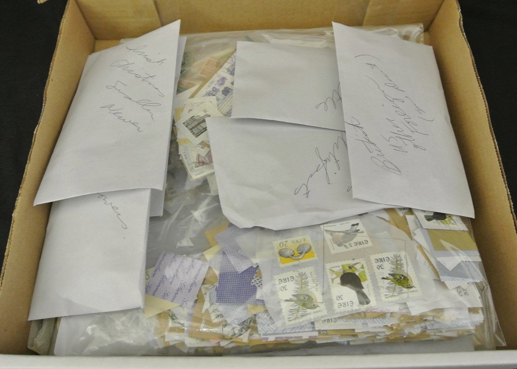 Worldwide On & Off Paper Mixture: Many hundred stamps, all used, on & off paper, on stockpages, etc. Strong in postally used Ireland with many commems.