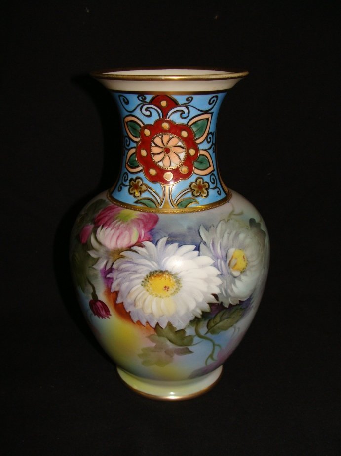 c 1918 NORITAKE HAND PAINTED FLORAL VASE: c 1918 NORITAKE HAND PAINTED FLORAL VASE, 8 1/4" TALL
