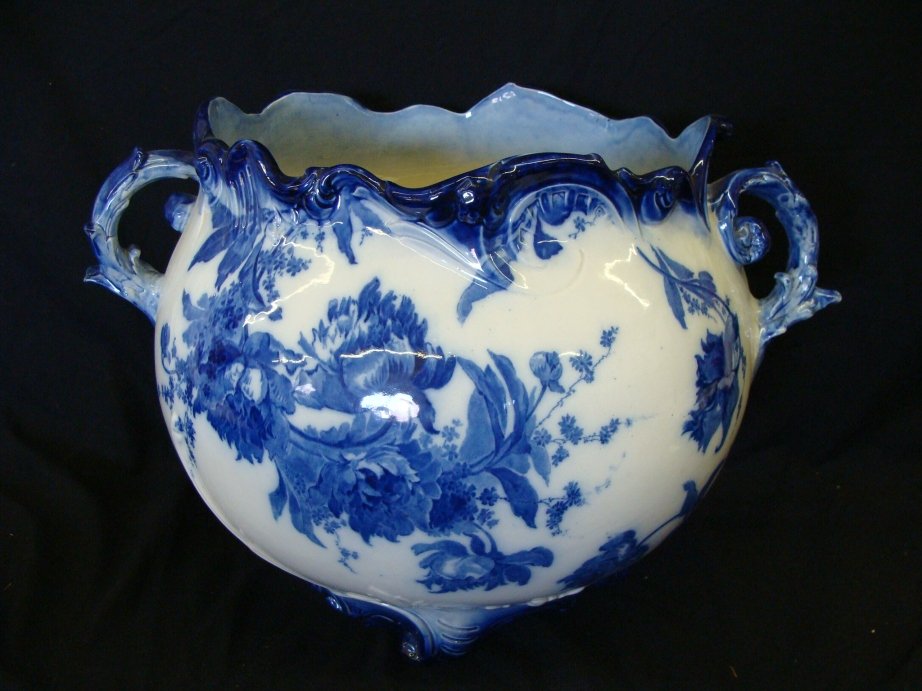 MAMMOTH DOULTON BURSLEM VERNON FLOW BLUE JARDENEIR: 13" TALL, 19" HANDE TO HANDLE 15" CENTER DIAMETER, SMALL CRACK IN BOTTOM