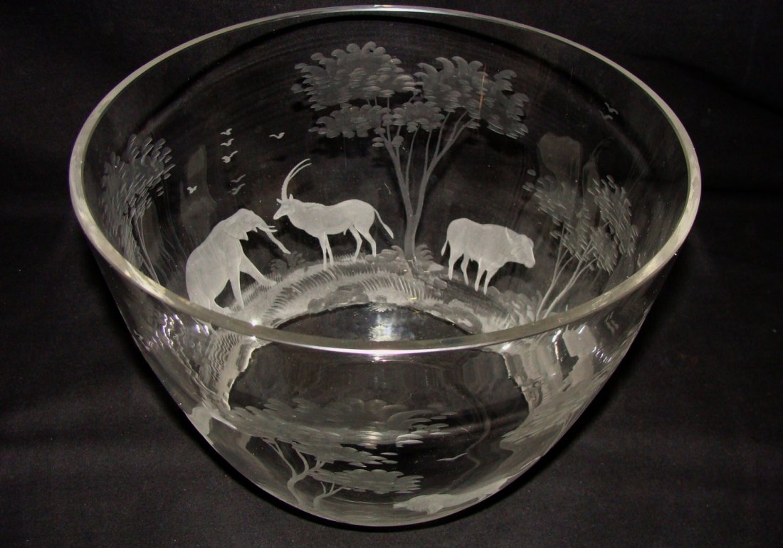 Rowland Ward 6 Animal Kenya Centerpiece Salad Bowl: Rowland Ward 6 Animal Kenya Centerpiece Salad Bowl, Large 6 3/4" tall bowl, with a top diameter of 8 7/8", glass thickness at top rim is 3/16". Unsigned, but in the Rowland Ward Moser Cut style