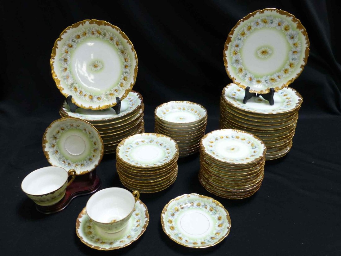 66 Piece China Set T&V Limoges DAISY Pattern: Lovely Set includes 11 Dinner Plates 9 1/2", 15 Lunch/Salad Plates 8 1/2" 12 Bread & Butter Plates 6", 12 Berry Bowls 5 5/8" and 13 saucers, 2 teacups, and one soup saucer.