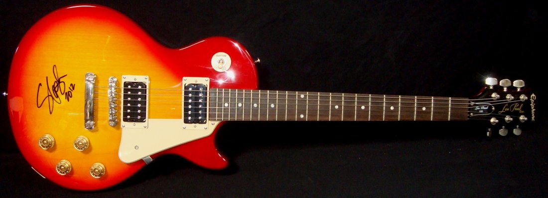 Slash Autographed Sunburst Epiphone Les Paul Model (1 of 4)