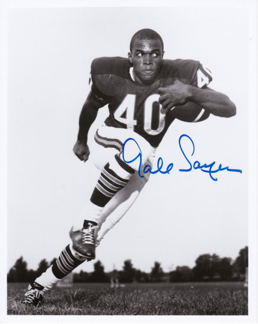 Gale Sayers Single Signed 8x10 B&W Photograph, Chicago (1 of 1)