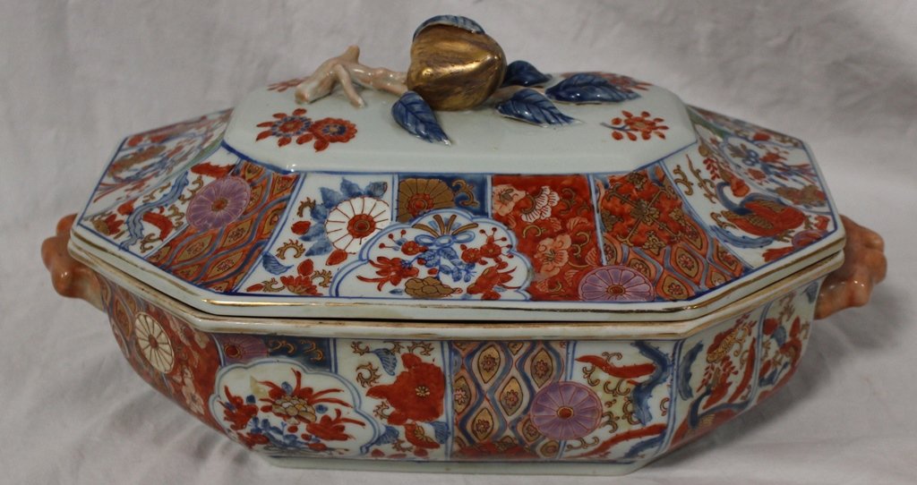 Large Mutli-Color Chinese Export Covered Tureen (1 of 4)