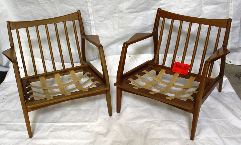 Mid-Century Modern Pair of Kofod-Larsen Selig Chairs (1 of 5)