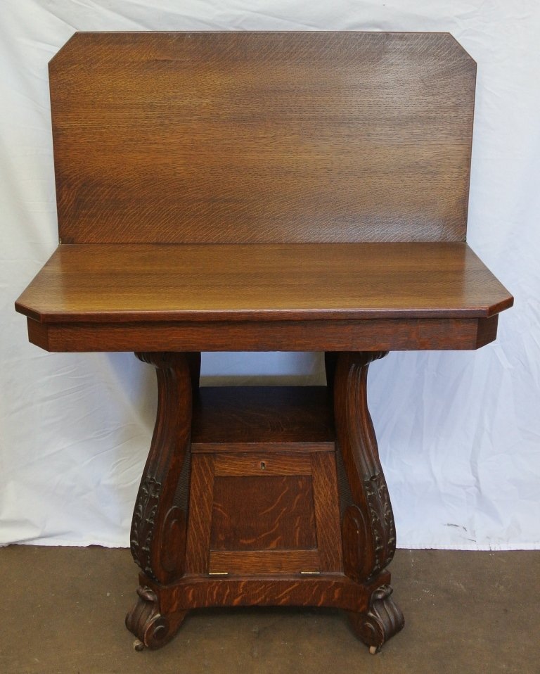 Excellent Oak Game Table w/Storage (1 of 4)