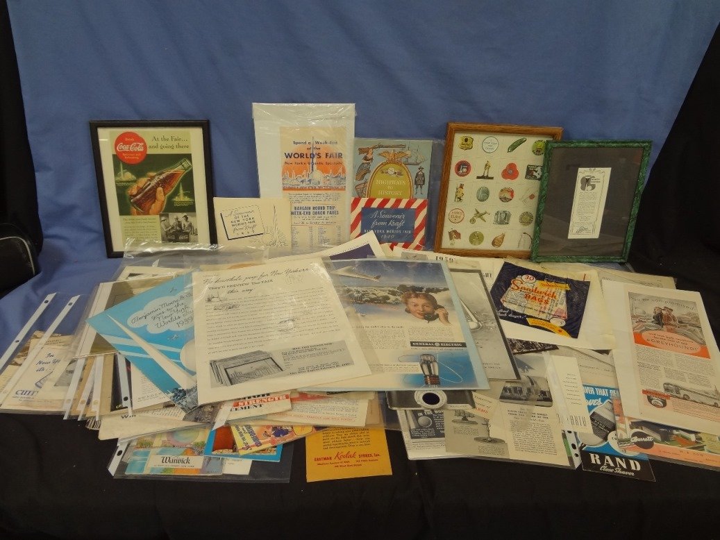 1939 New york World's Fair Advertising Ephemera Lot (1 of 9)