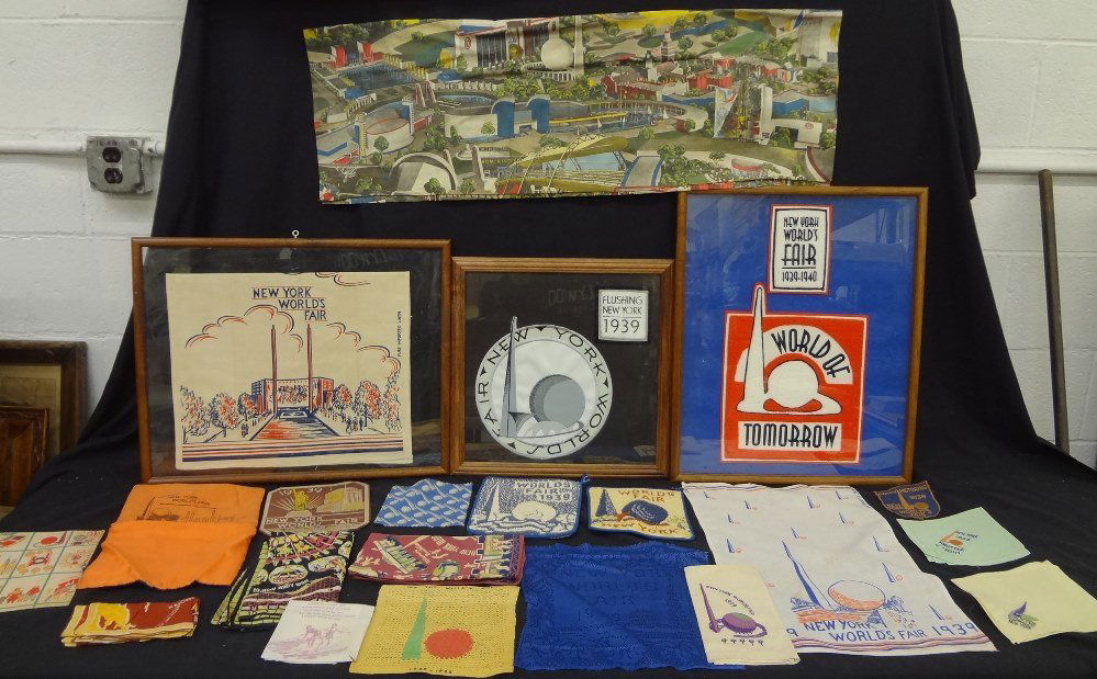 1939 New York World's Fair Handkerchief Lot (21) with 3 (1 of 9)