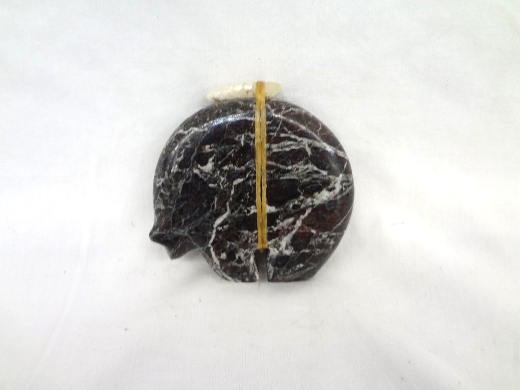 Large Zuni Bear Fetish With Arrowhead Signed TH (1 of 3)