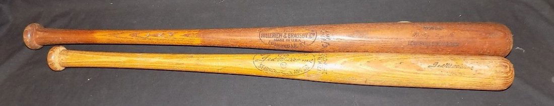 Mickey Mantle Louisville Slugger Store Model & Ted (1 of 3)