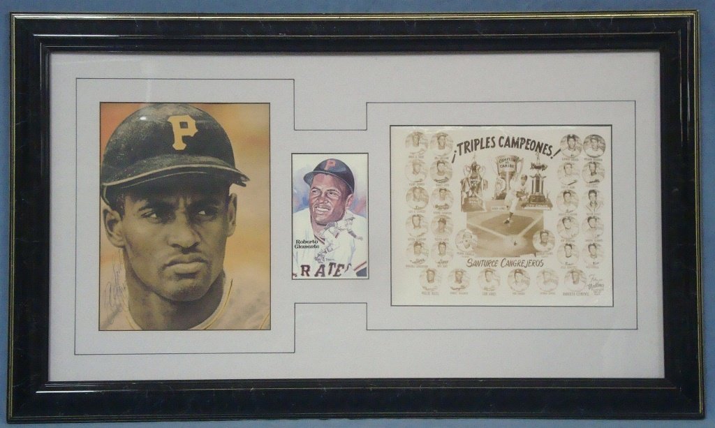 Roberto Clemente Autographed 8x10 Photo Display, JSA (1 of 5)