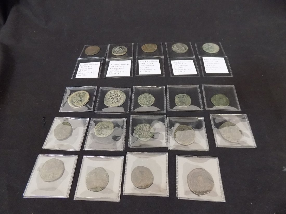(15) Byzantine Coins BASILLI-CONSTANTINE VII, AE Follis: (15) Byzantine Coins BASILLI-CONSTANTINE VII, AE Follis Constantinople Nice Collection for this time period.