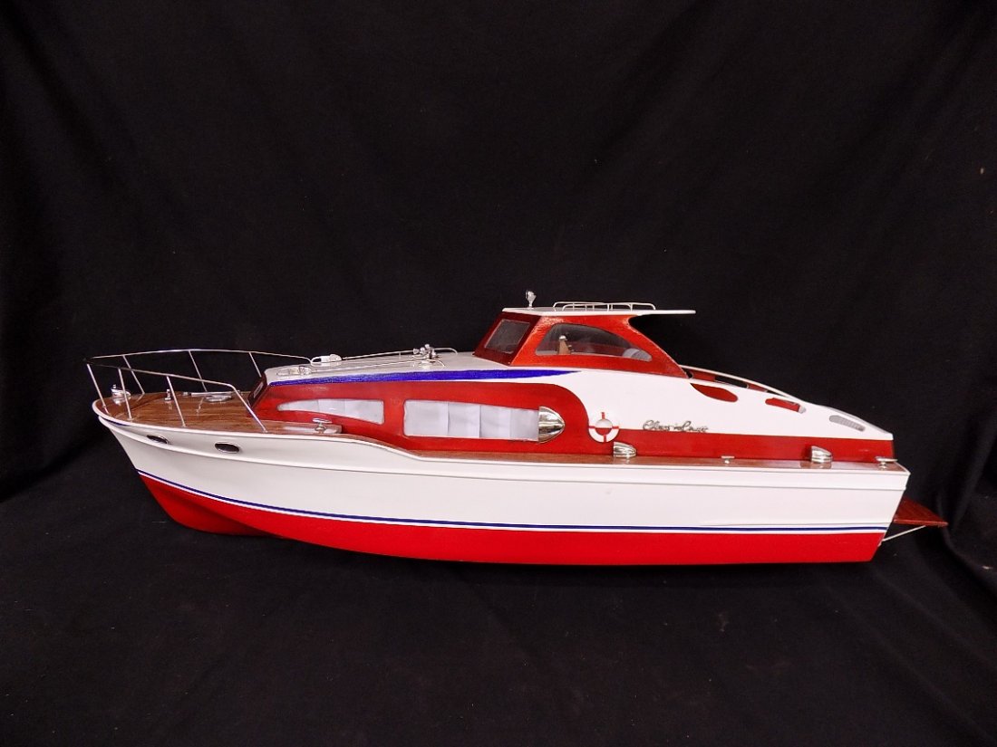 Rare Amazing Chris-Craft Luxury Boat Salesman's Sample: Rare Amazing Chris-Craft Luxury Boat Salesman's Sample Display Model 37" Long 14" tall. Late 1950's-Early 1960's. Boat will slide apart showing hull, designed this way. Would look amazing in a Nautica