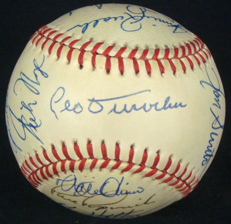 Chicago Cubs Multi-Signed Reunion Baseball, (20) Sig w (1 of 6)