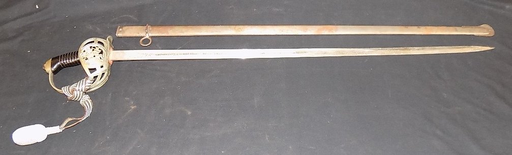 33" Bavarian Sword with Scabbard 'Bavarian Lion': 33" Bavarian Sword with Scabbard 'Bavarian Lion'