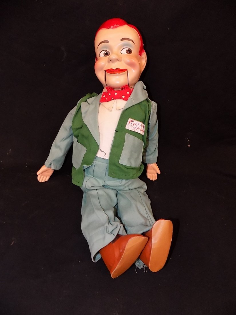 1950's Paul Winchell's "JERRY MAHONEY" Ventriloquist: 1950's Paul Winchell's "JERRY MAHONEY" Ventriloquist Dummy. Cord does not work.