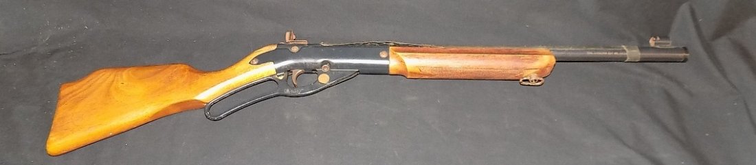 Daisey Air Pump Old School BB Gun: Daisey Air Pump Old School BB Gun Model 33813 36" Long, in working condition